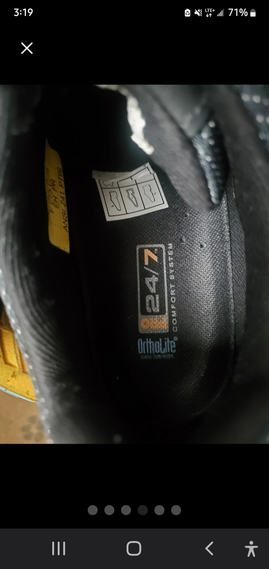 Women's work shoes size 8 New with tags image indicator(4)