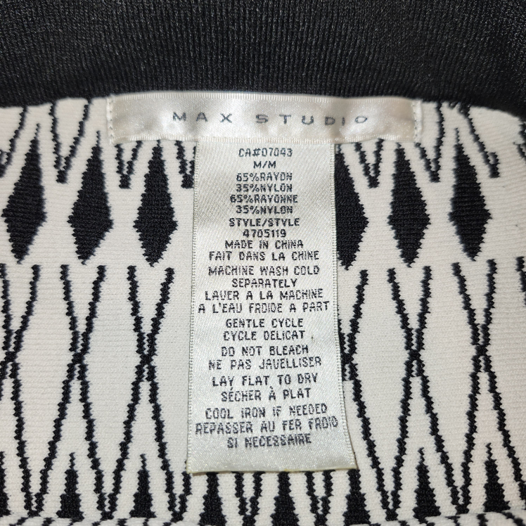 Like New.  MAX STUDIO SKIRT #M image indicator(2)