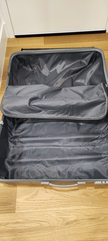 suitcase - photo 5