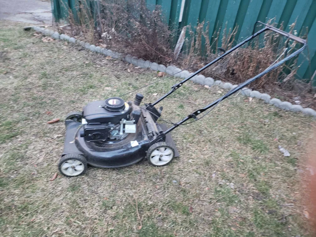 Lawn mower - photo 2