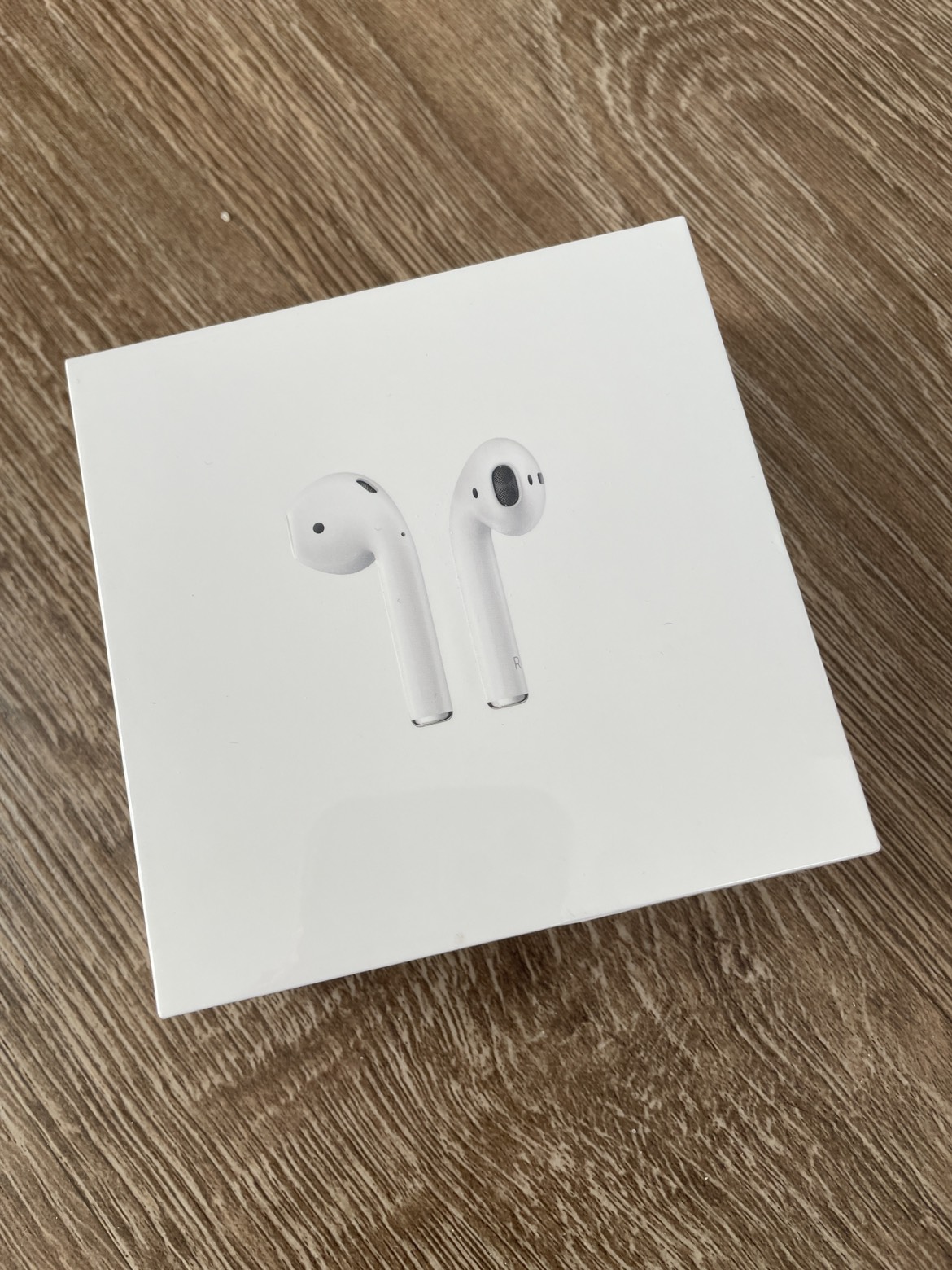 AirPod gen 2 new sealed