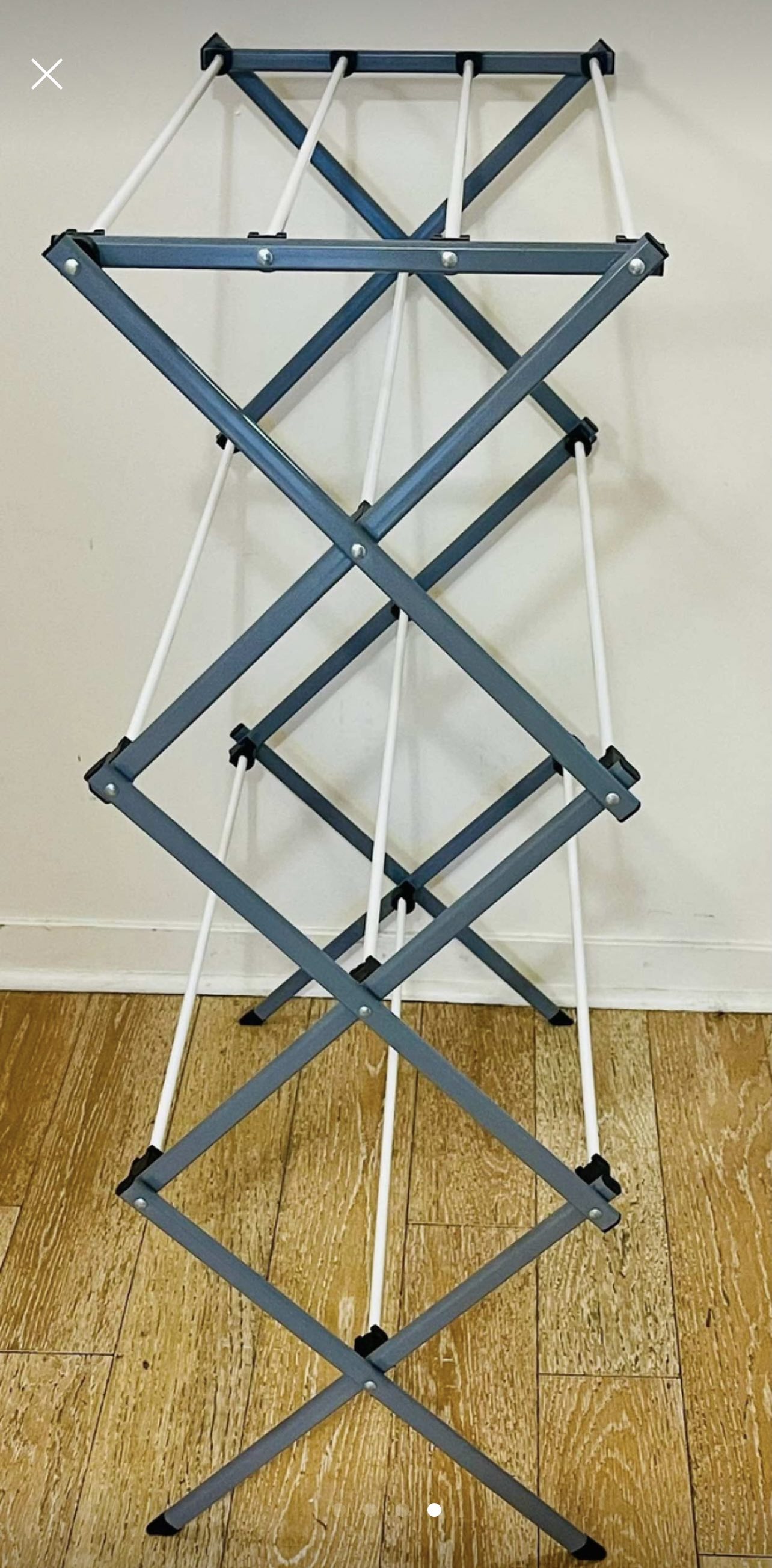 Clothes drying rack