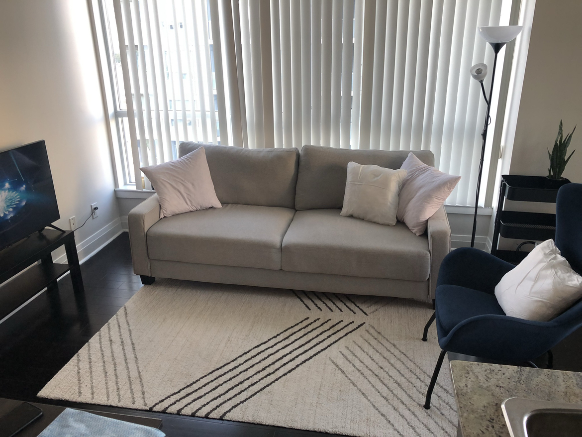Couch / Sofa - photo 2
