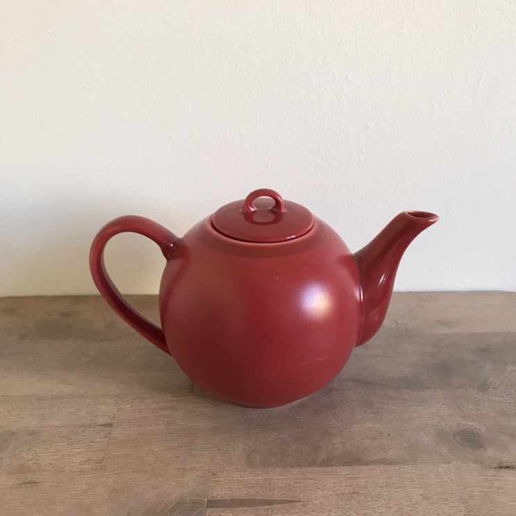 Red teapot #freecycle