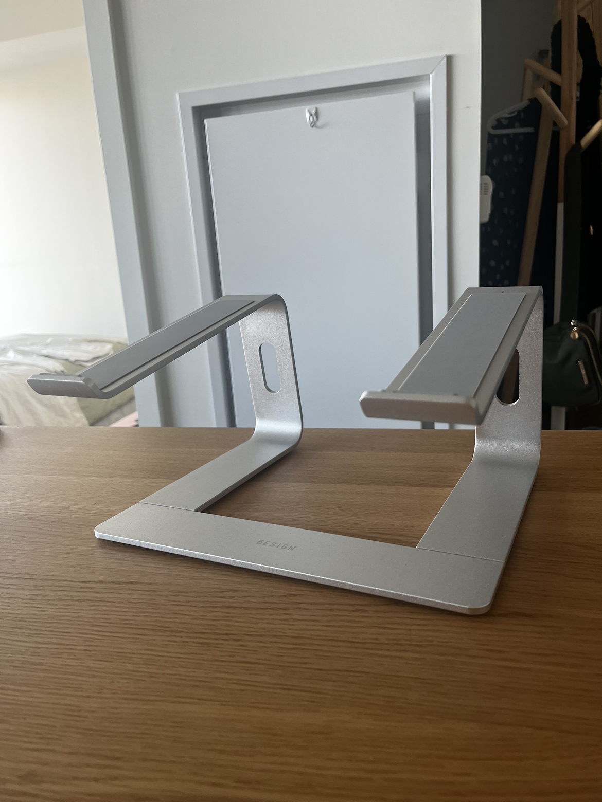 Laptop stand (Grey)