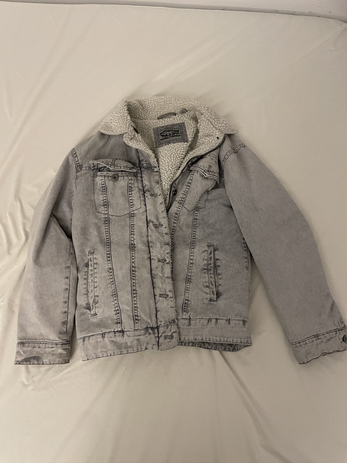 Levi's Women's Washed Cotton Sherpa Trucker Jacket - photo 2