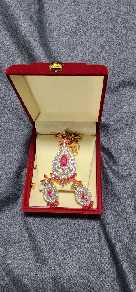 locket set with chain thumbnail