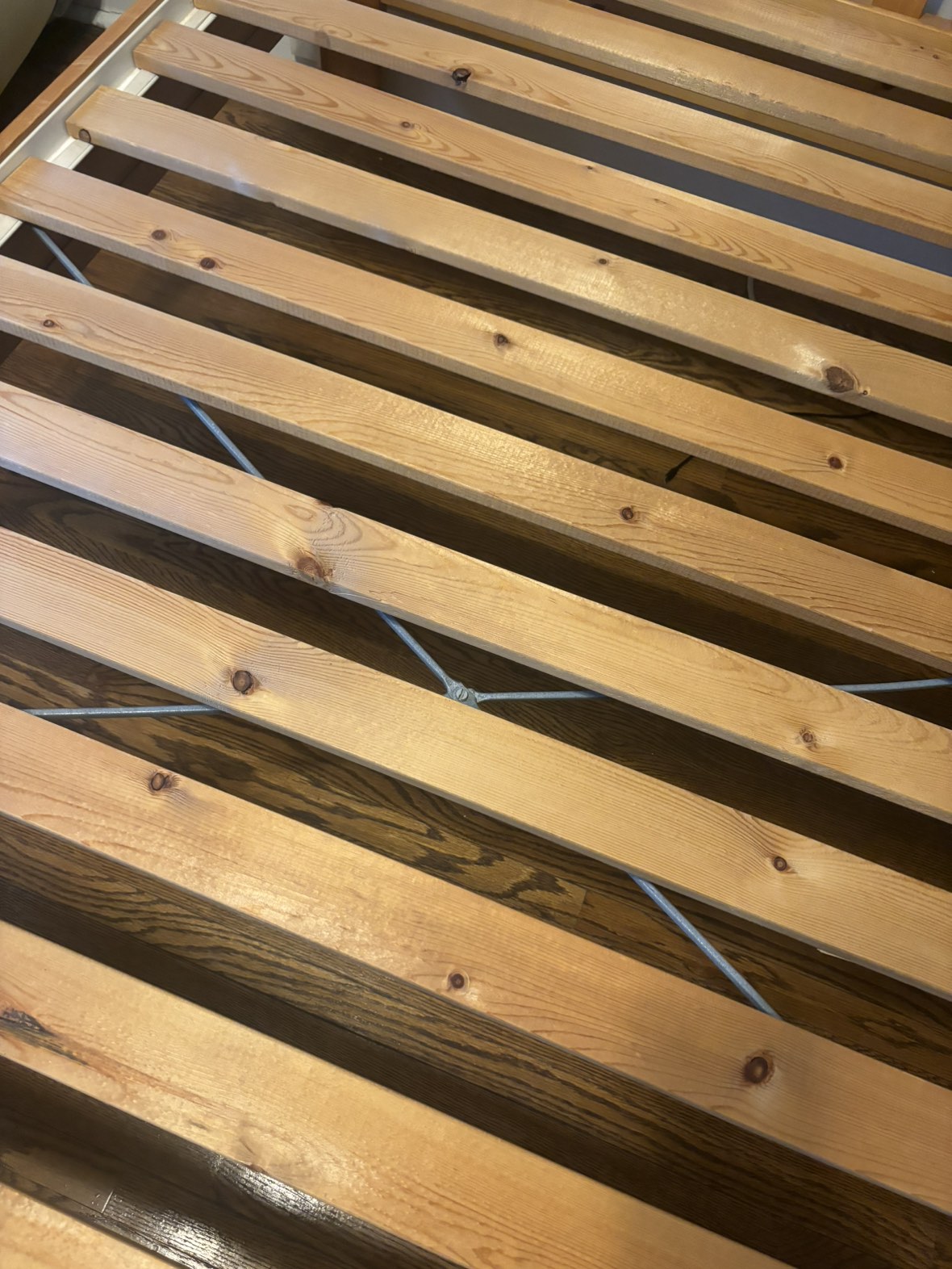 Bed frame - photo 4