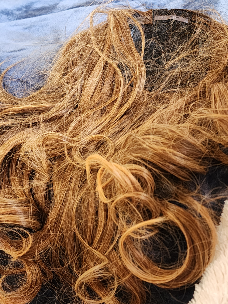2 Women's hair topper