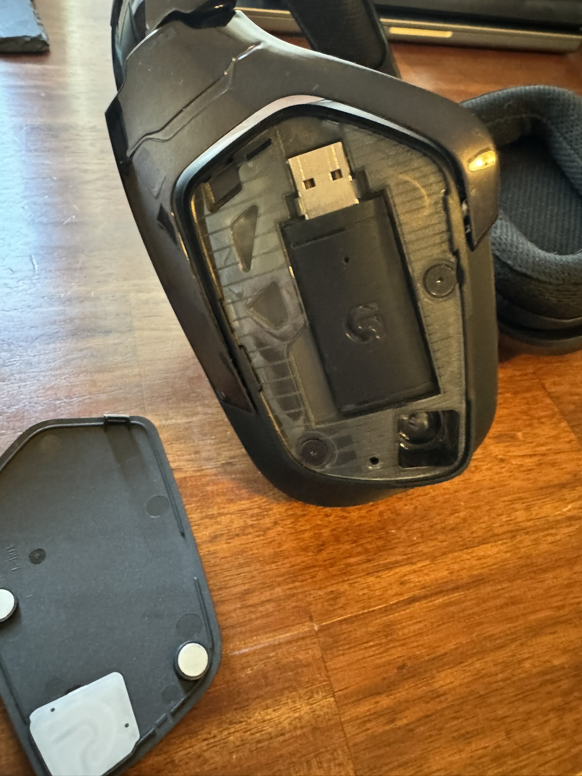 Logitech G933 wireless Gaming Headset - photo 4