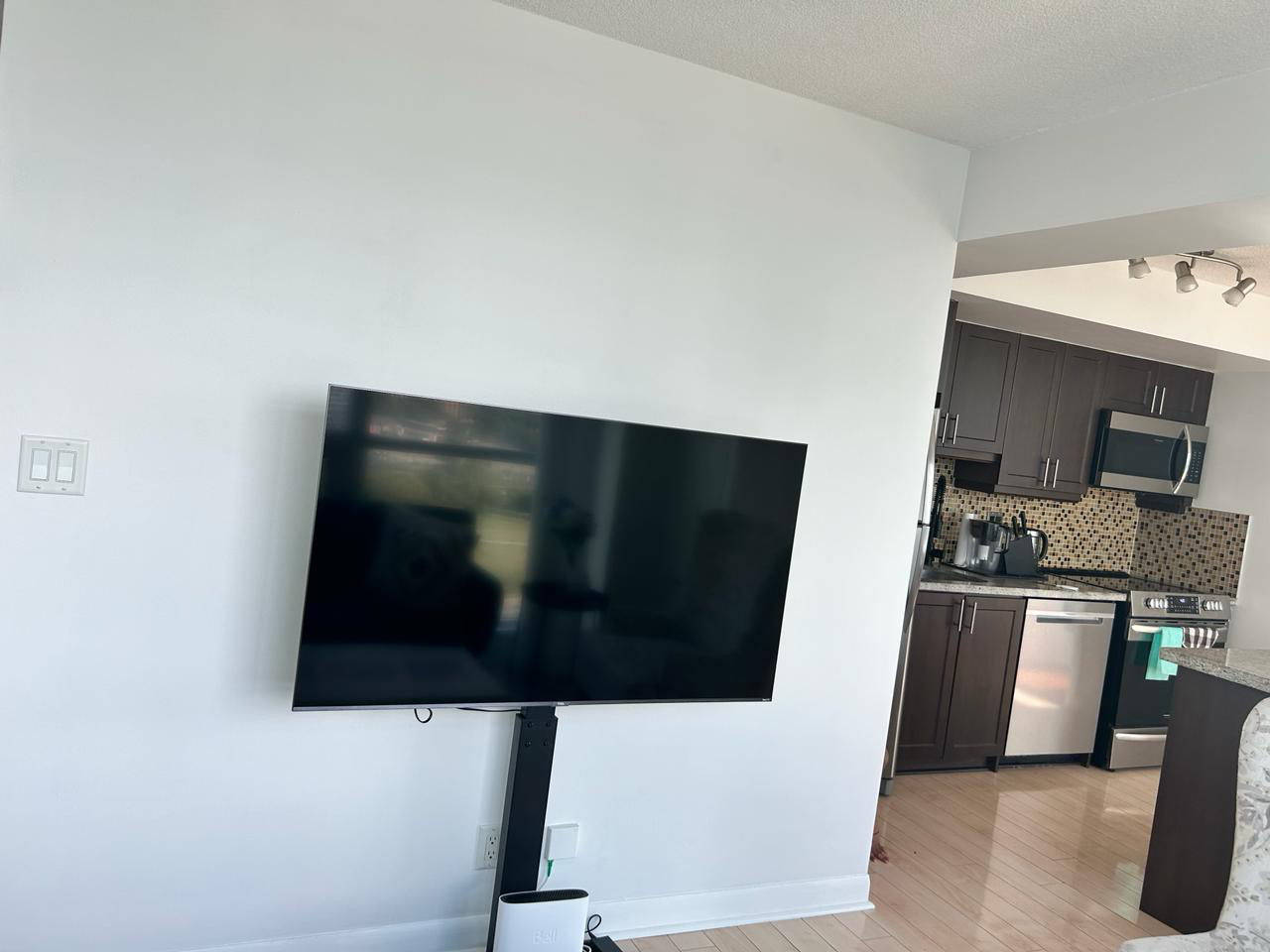 TCL QLED 55 TV moving out sale thumbnail