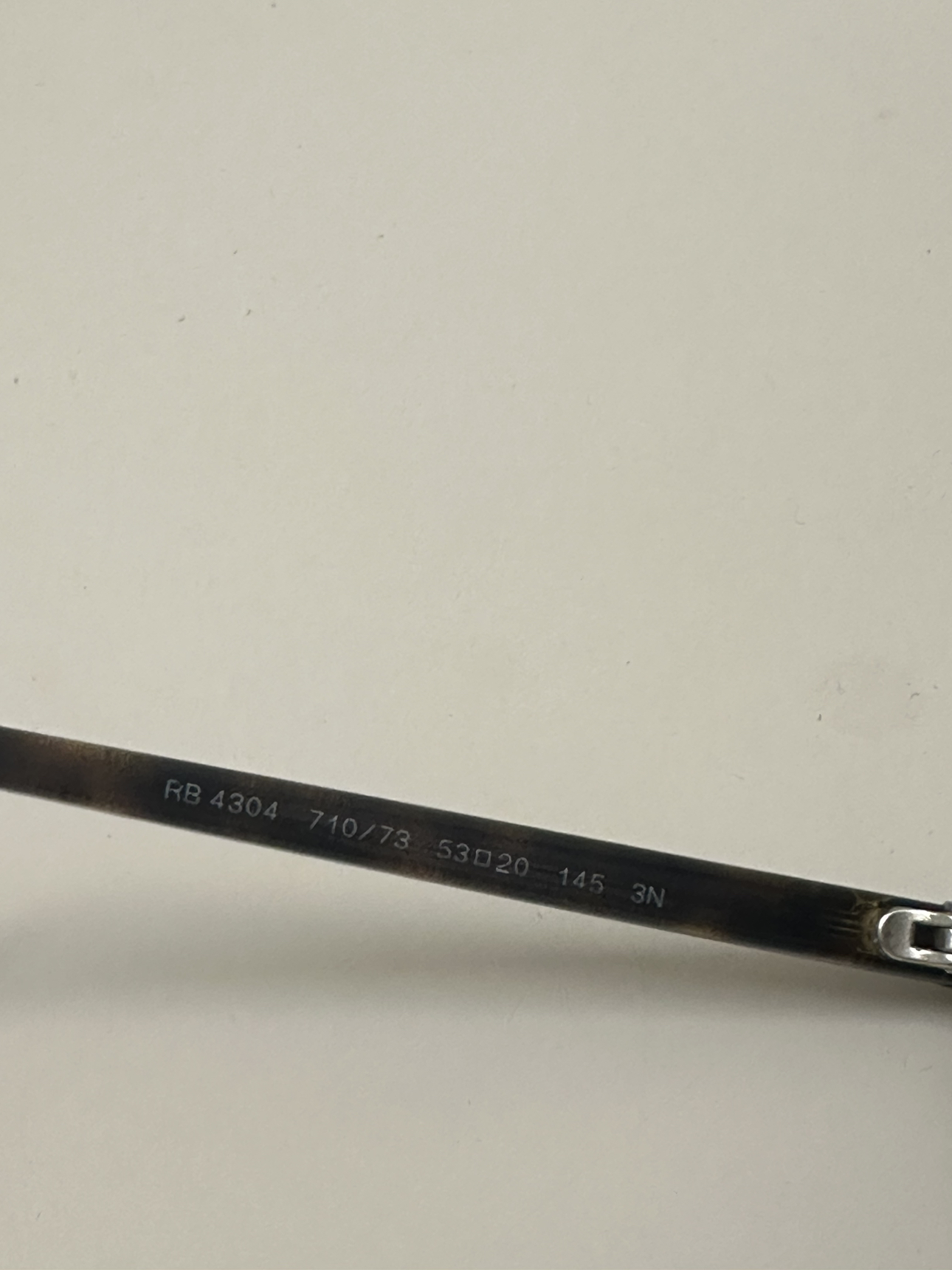 Free RayBan Sunglasses Polarized Cat 3 - some lens scratches image indicator(3)