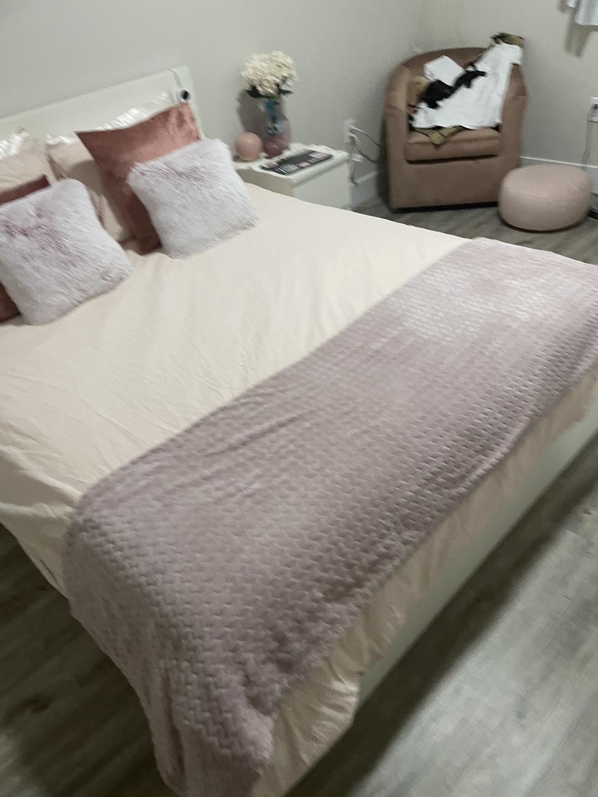 IKEA MALM queen size bed frame with storage - photo 2