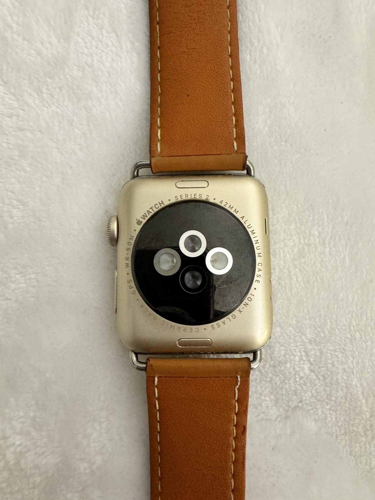 Apple Watch Series 2 | 42mm | Starlight (Gold) Aluminum - photo 3