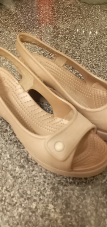 womans wedge crocs size 7 but fits more like a 6.5 - photo 3