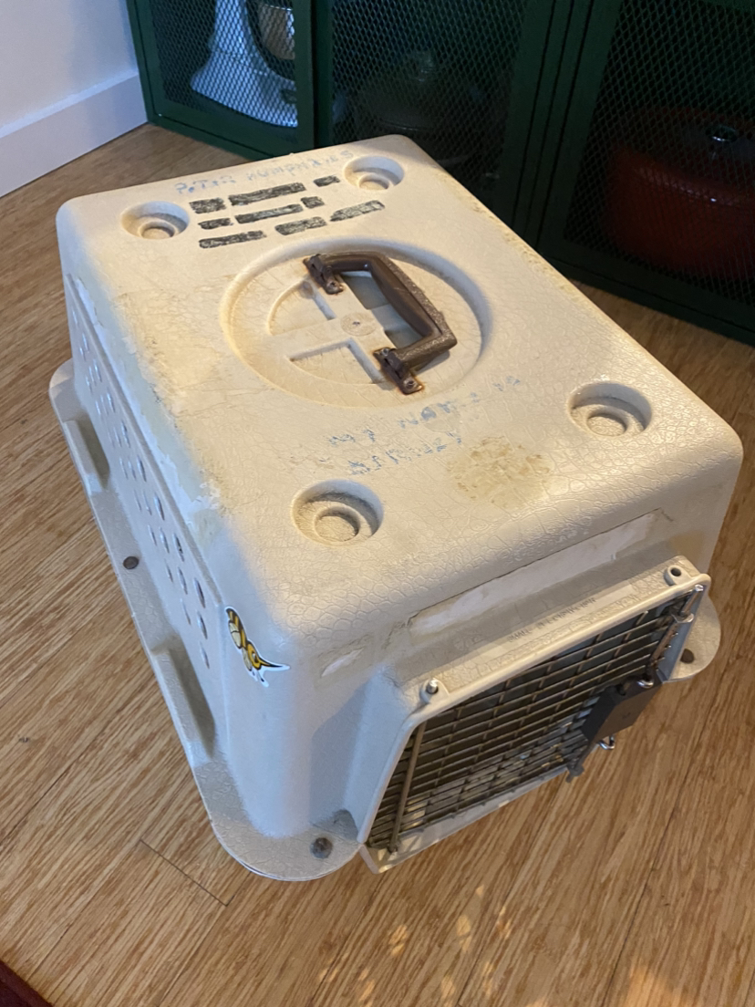 Pet carrier image indicator(2)