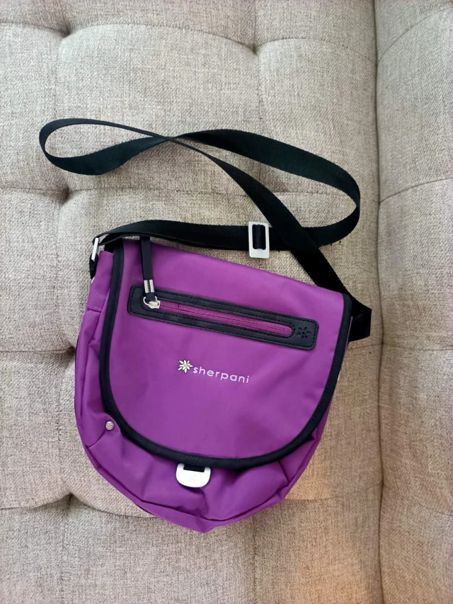 Sherpani Purse