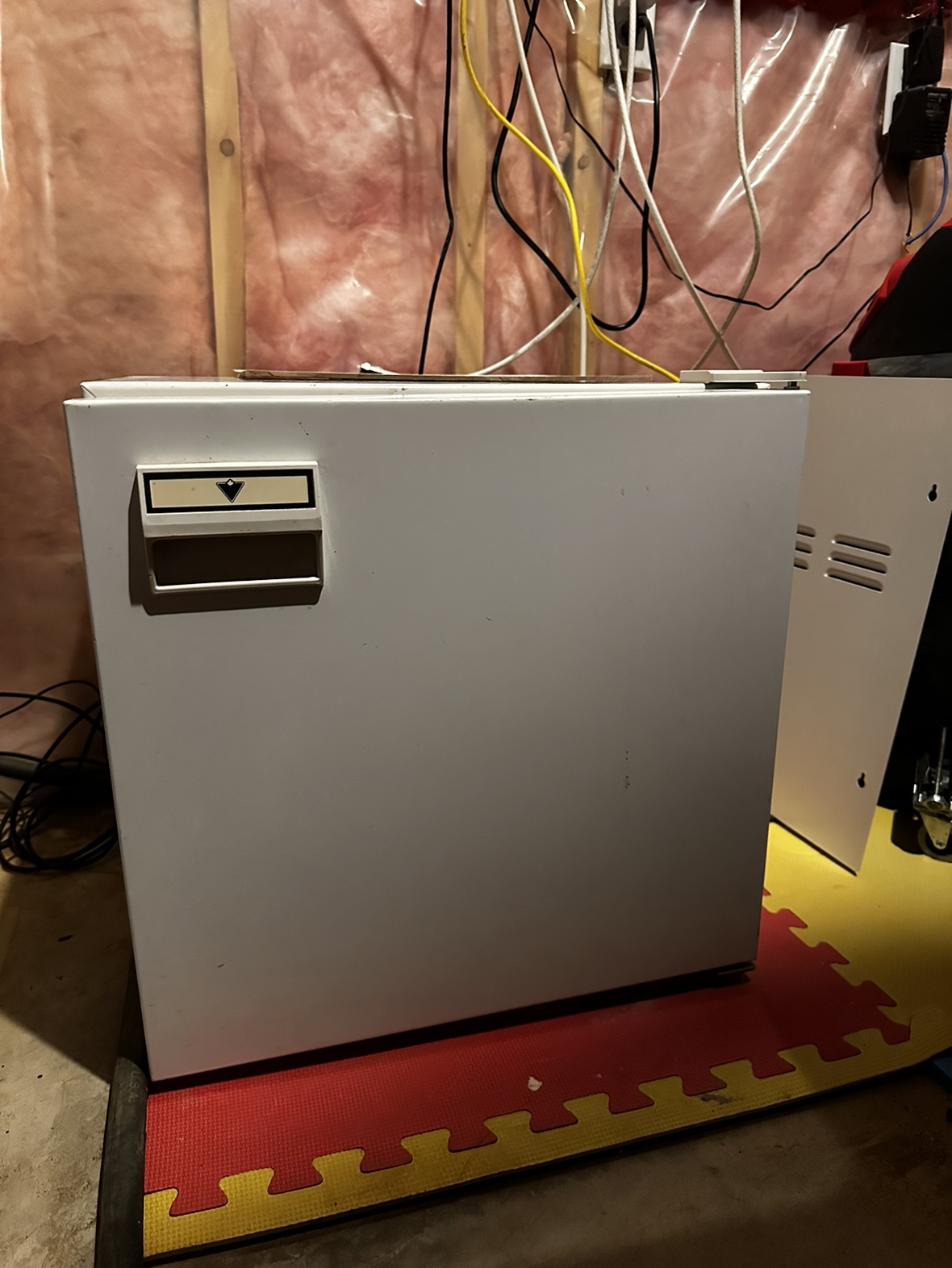 Canadian tire mini fridge