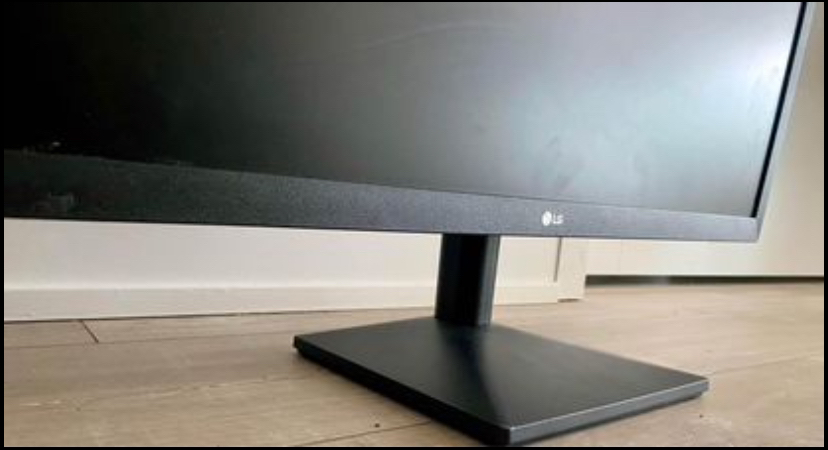 LG 24” IPS FHD Monitor with box + cables - photo 3