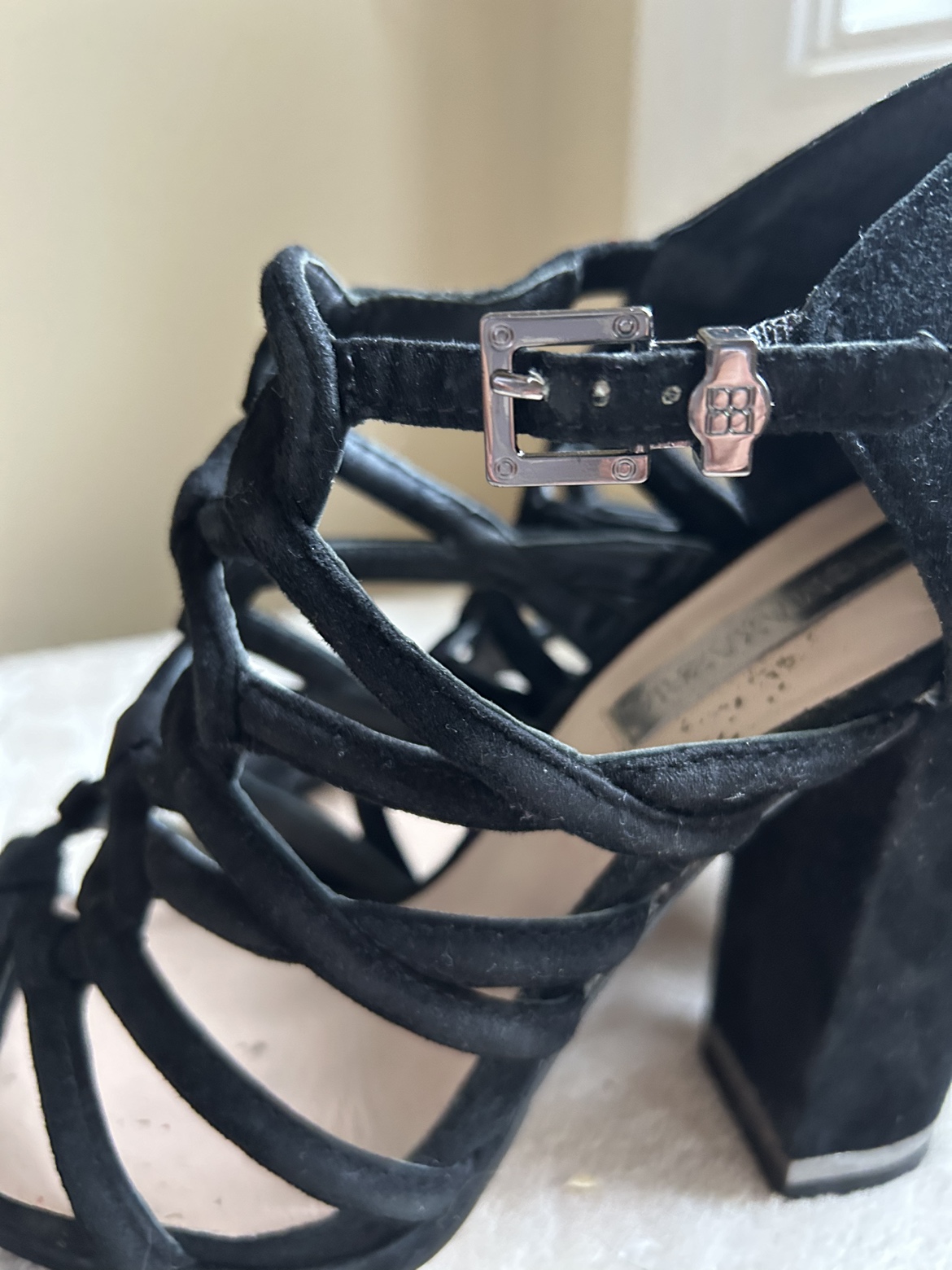 BCBGMaxAzaria black Block heels - photo 3