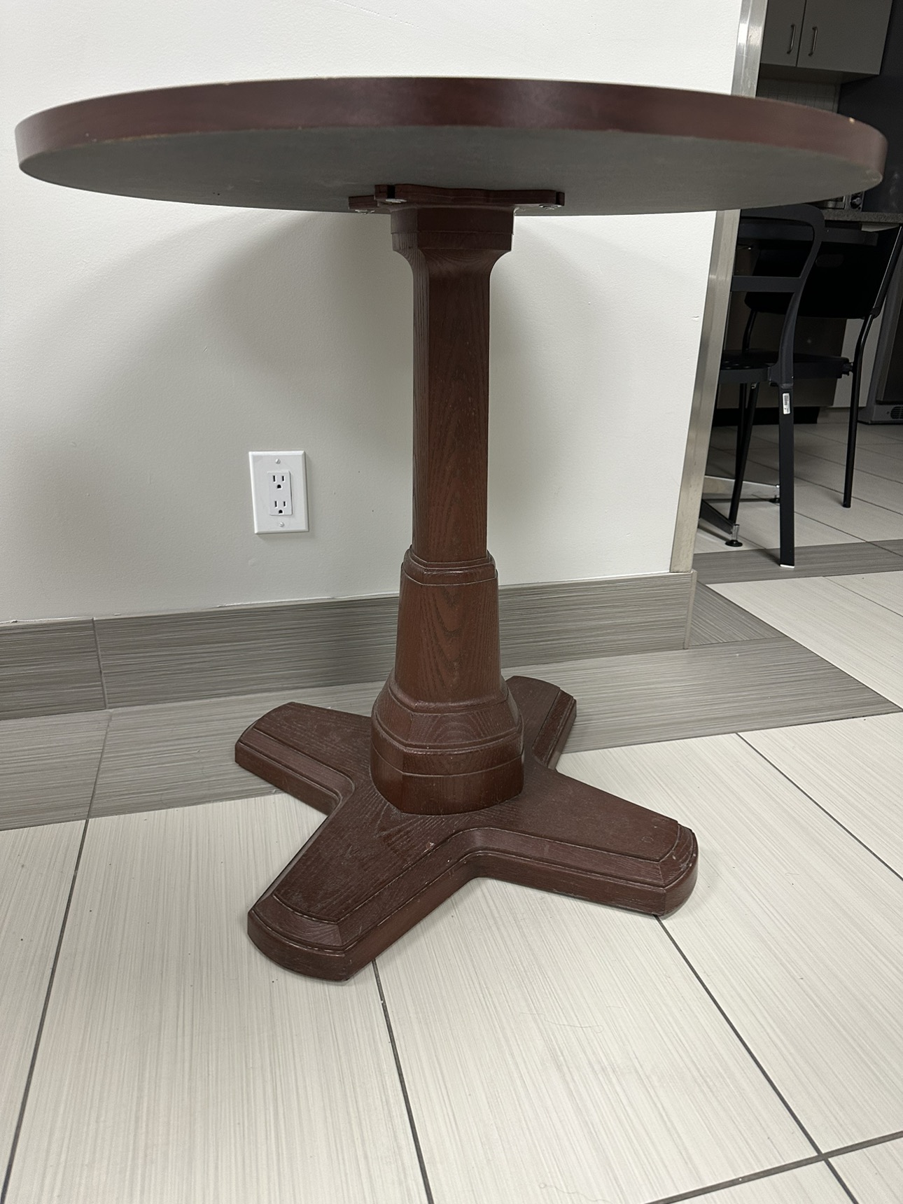 Table - photo 3