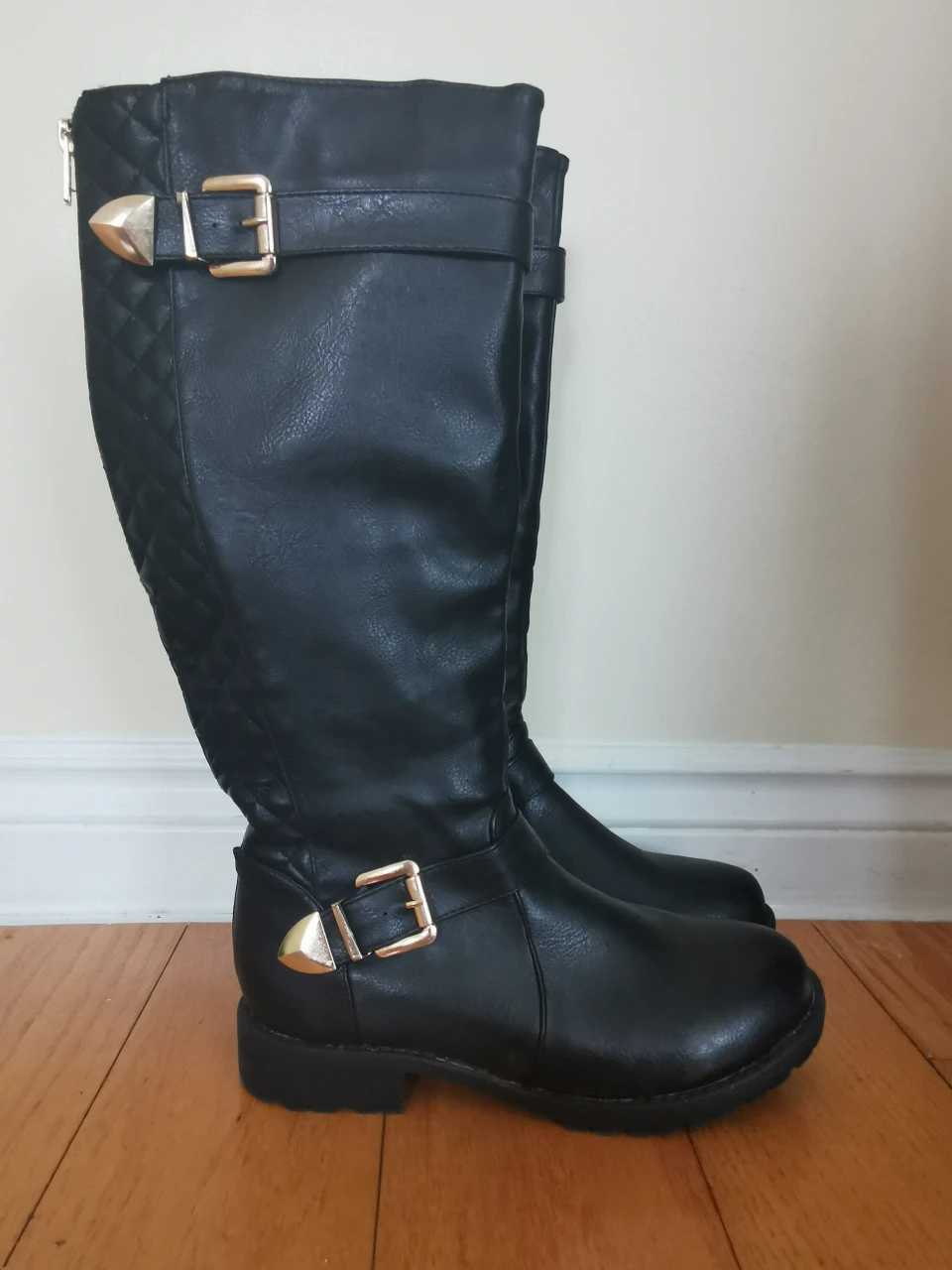 Boots thumbnail