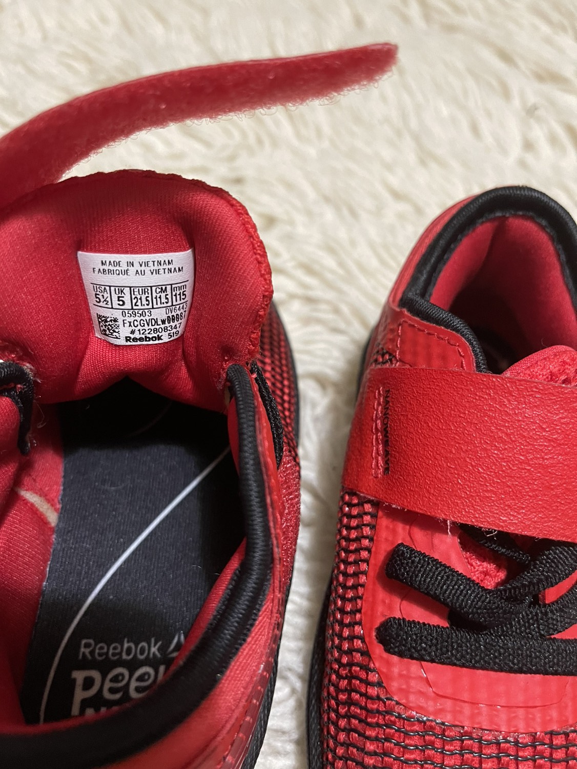 Reebok running shoes image indicator(4)