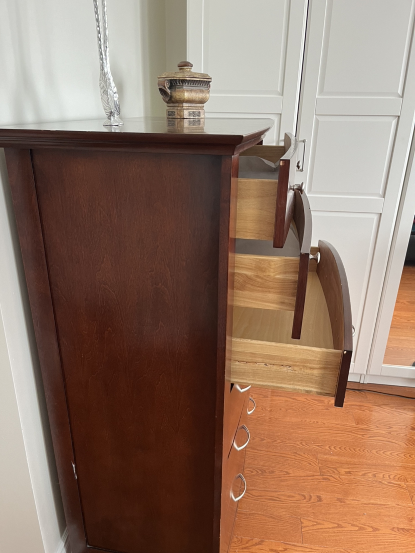 Solid Wood Tallboy Chester image indicator(3)