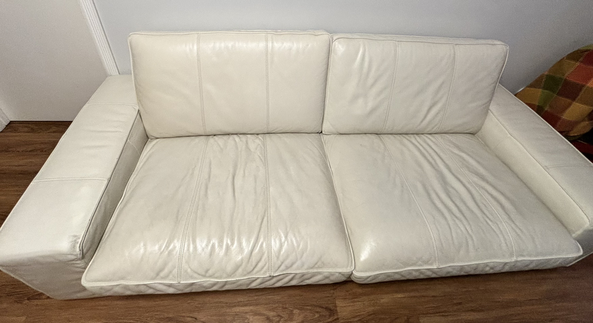 White leather couch thumbnail