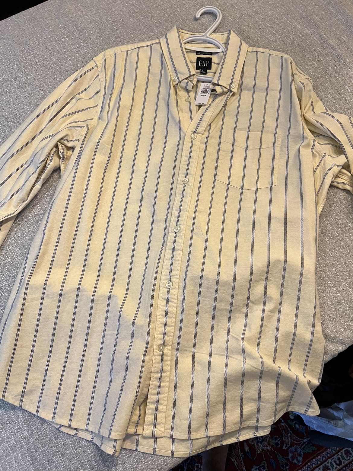 Mens Gap XL oxford striped shirt. New with tag. - photo 2
