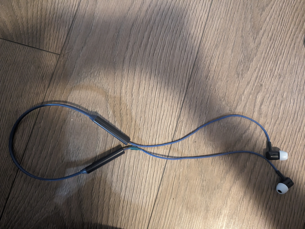 neck band