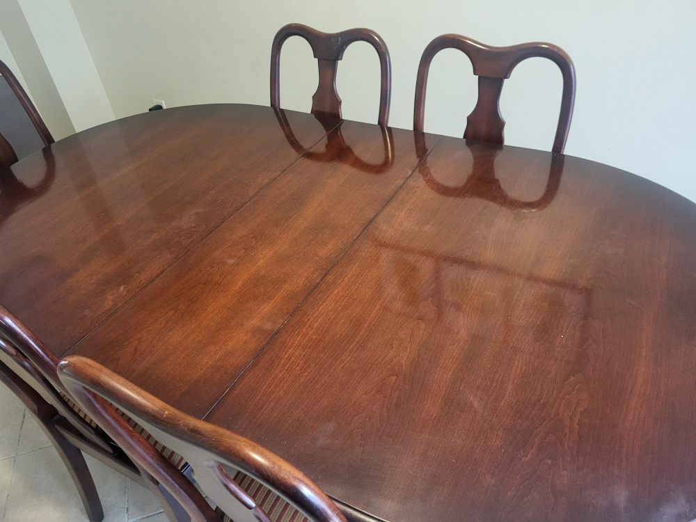 Dining table - photo 2