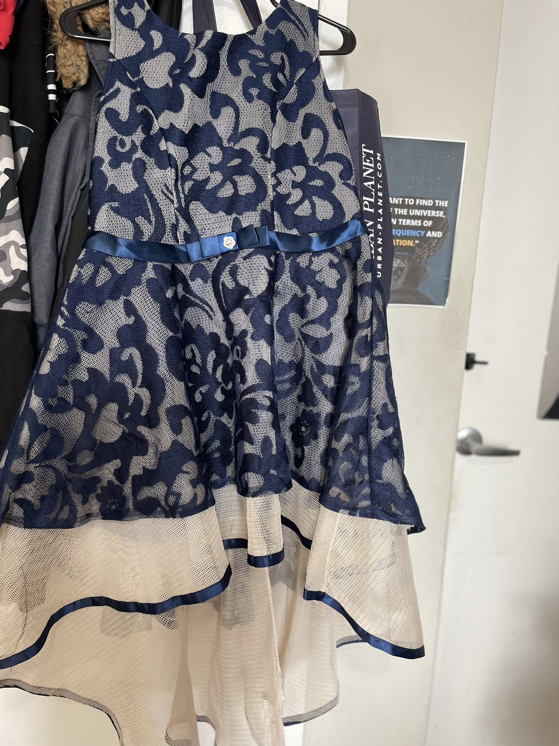 Long dress thumbnail