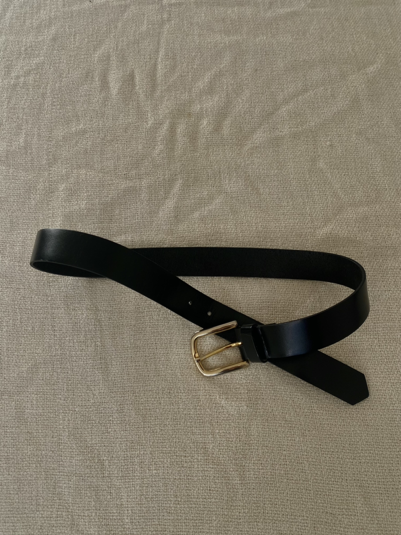 Classic Buckle Leather Belt