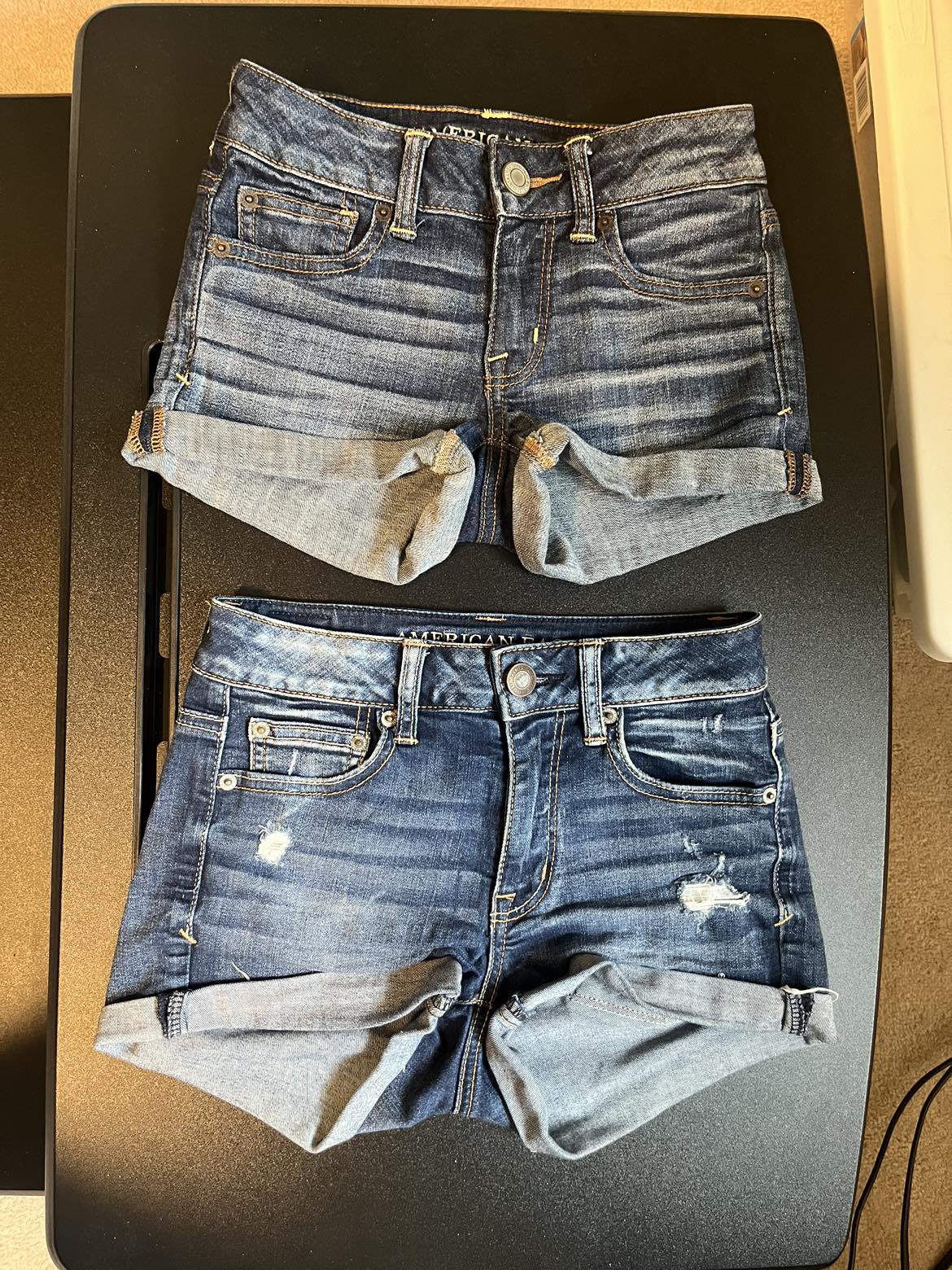 American Eagle - High-Waisted Jean Shorts (Size 0/00) thumbnail
