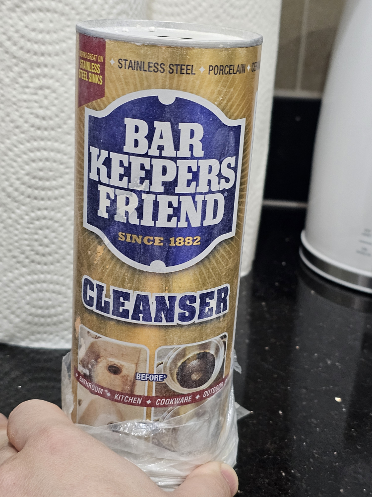 Powder cleanser for cookware thumbnail