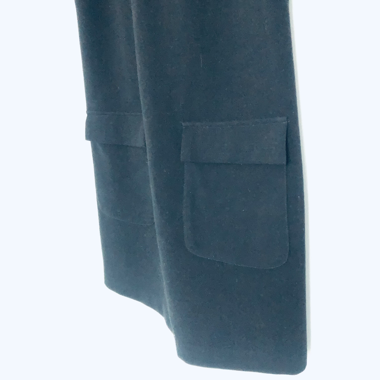 BNWT Forever 21 simple design little black dress with pockets image indicator(3)