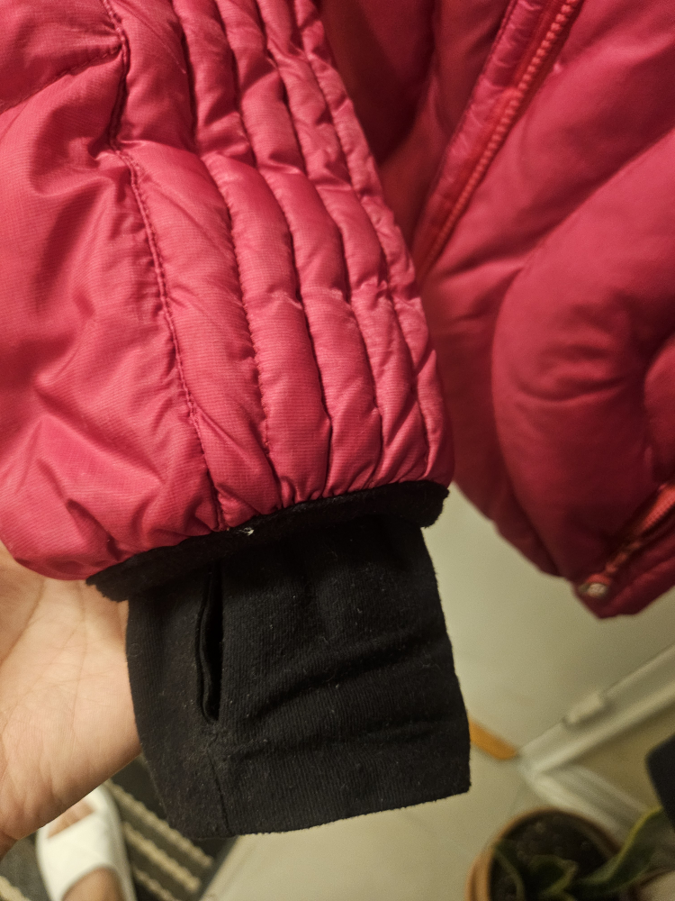 pre-loved Lululemon coat image indicator(2)