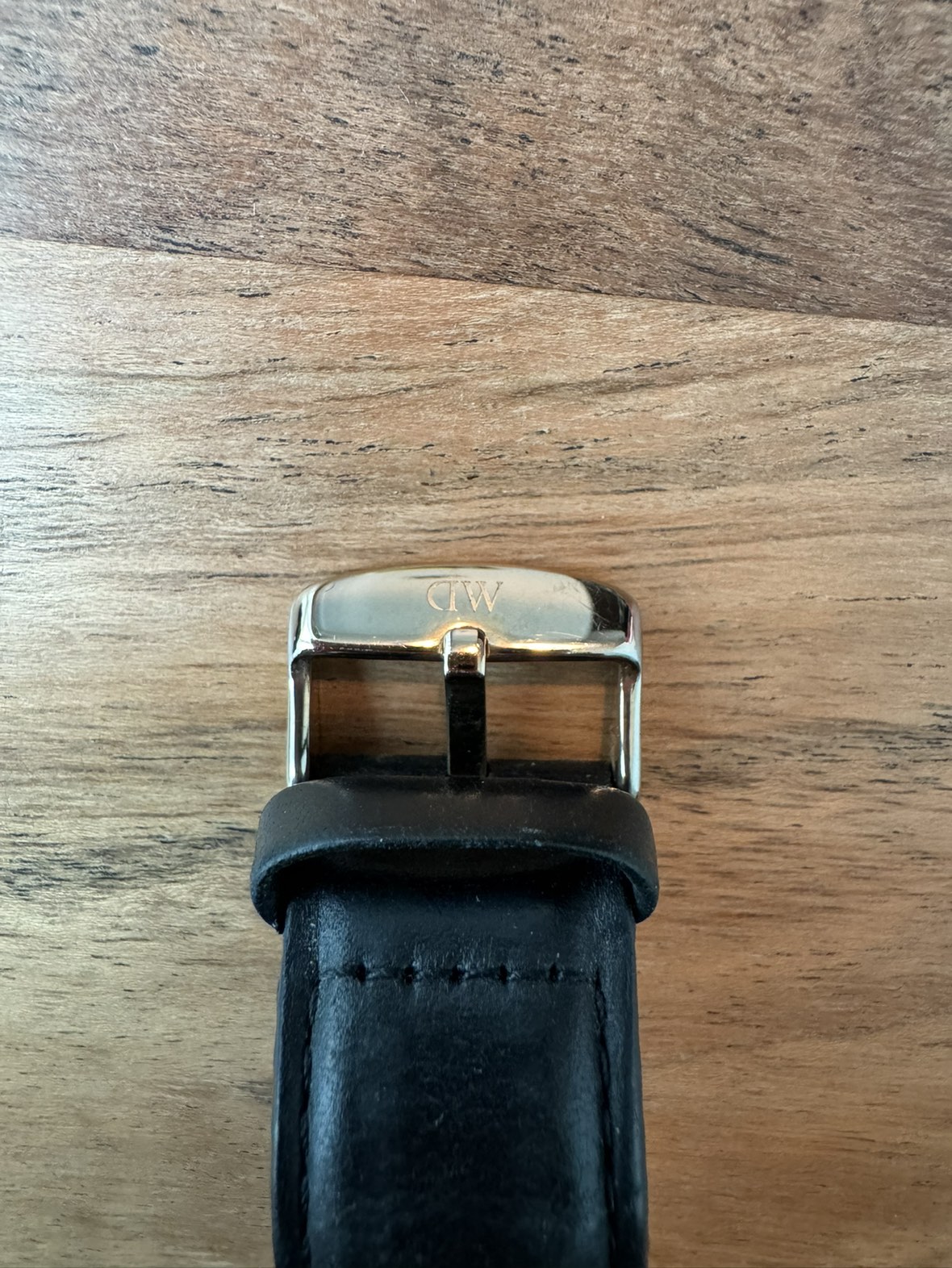 Daniel Wellington Watch for men image indicator(3)
