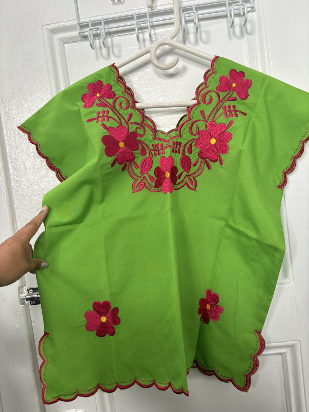Artesanal clothes thumbnail