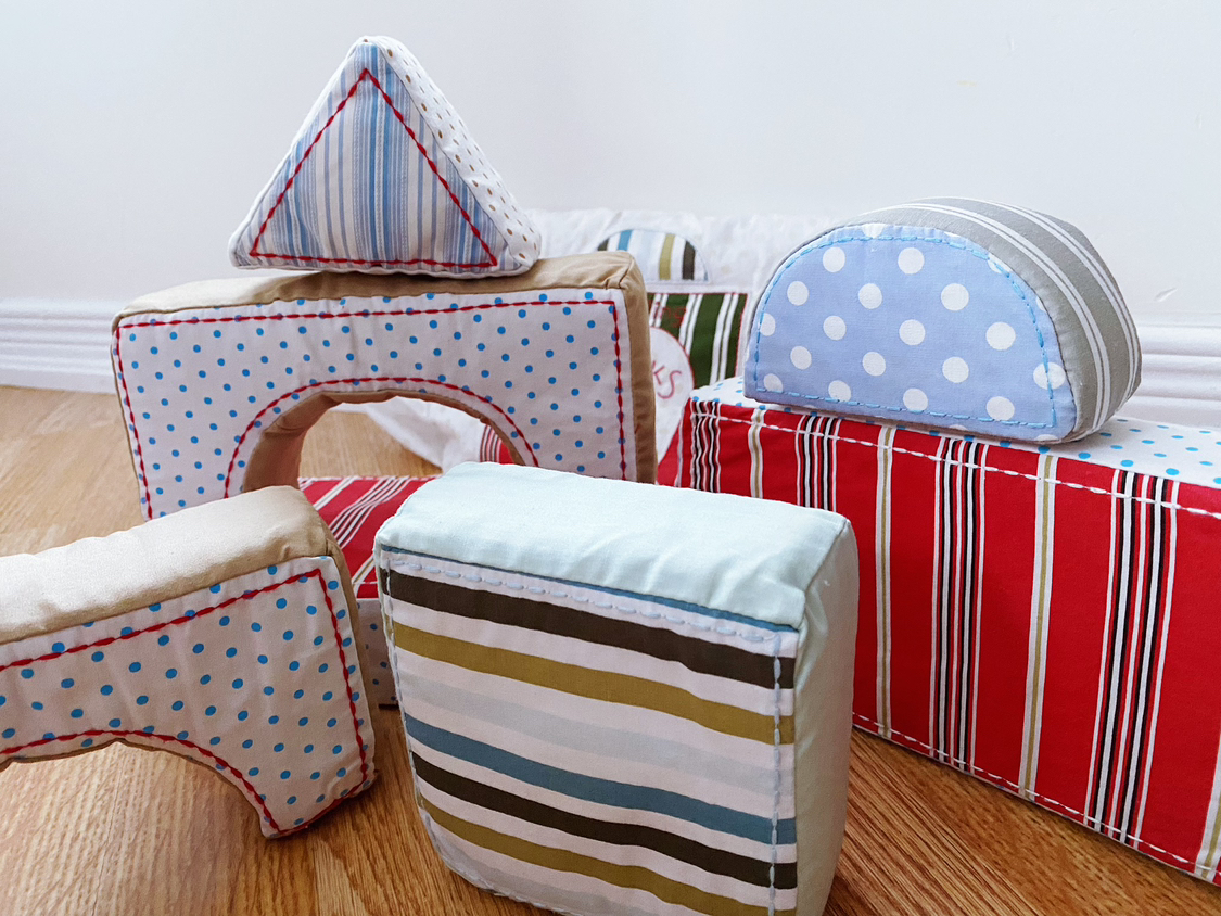 Soft baby building blocks thumbnail