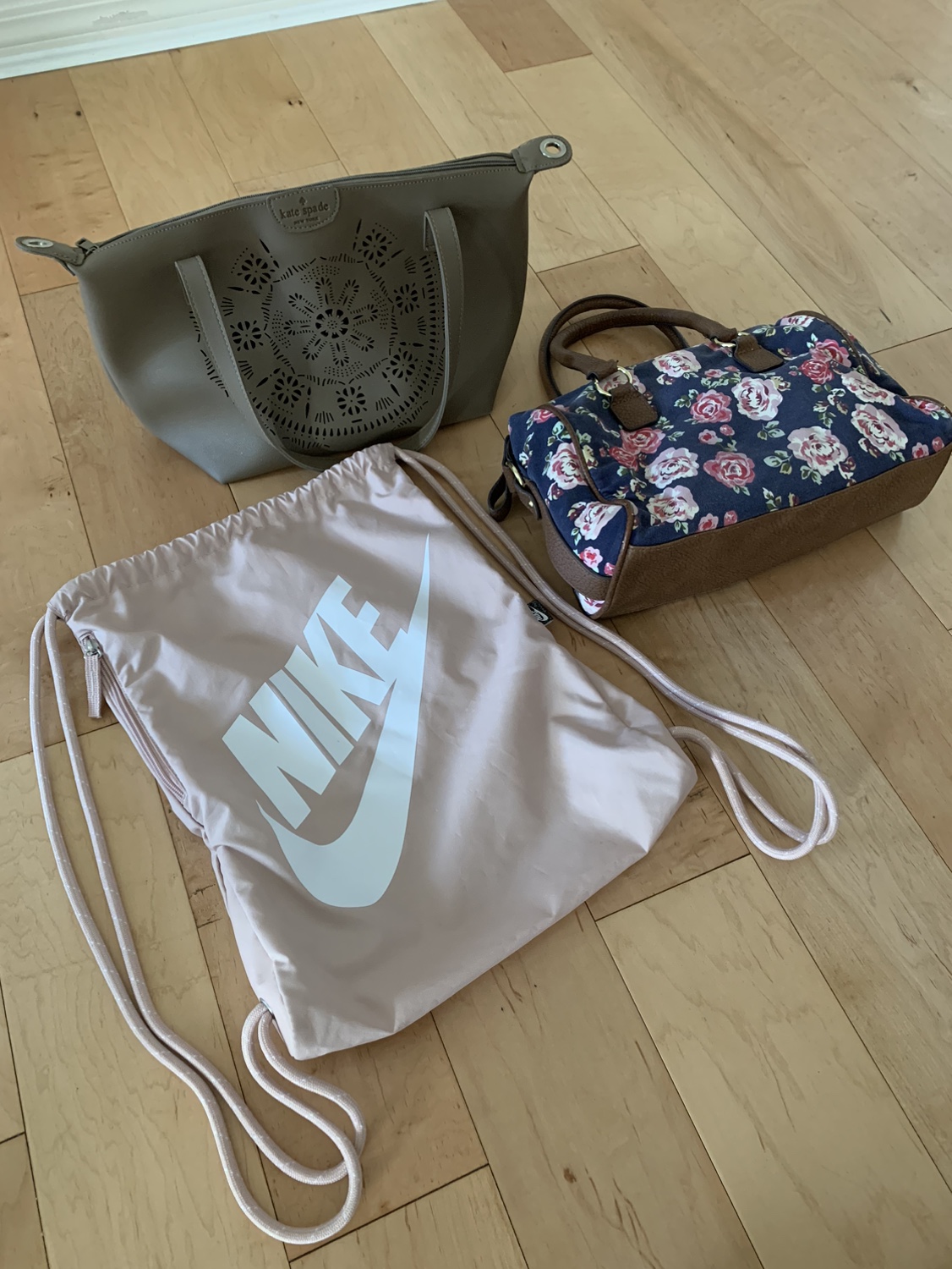 Handbags image indicator(2)