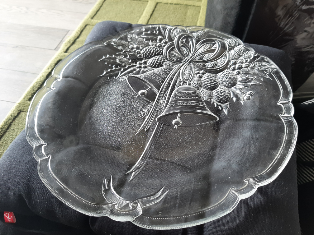 Large Glass Serving Platter 🥕 thumbnail