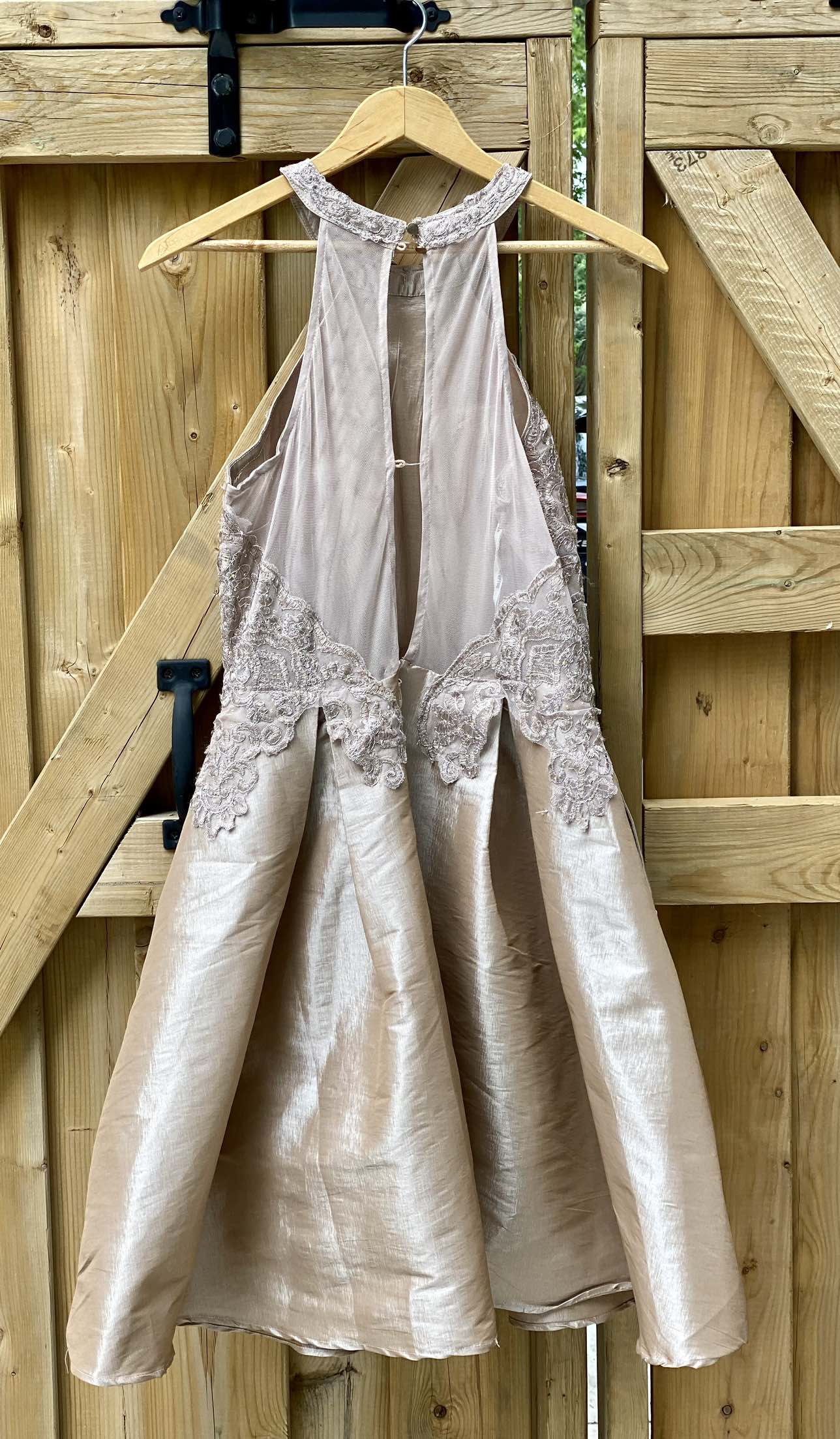 GRAD dress NWT Taffeta,sequins / formal/ party dress, size Med image indicator(4)