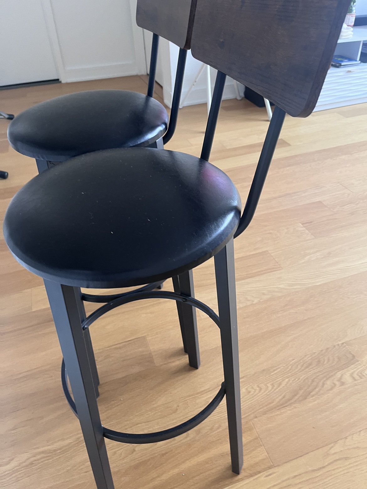 Bar Stools - photo 2