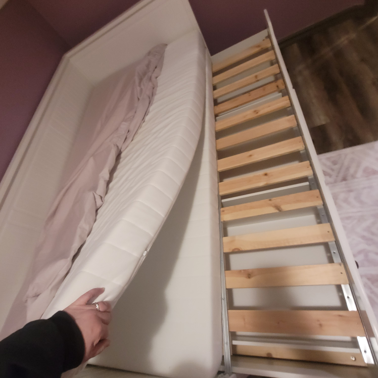 ikea daybed - photo 3