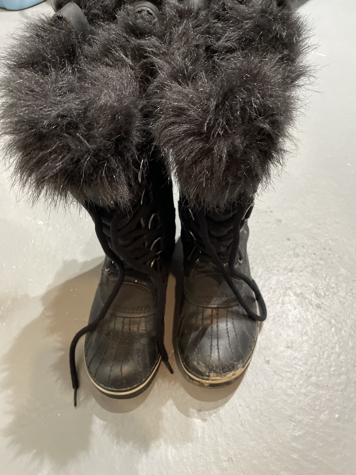 Sorel Long Winter Boots image indicator(2)