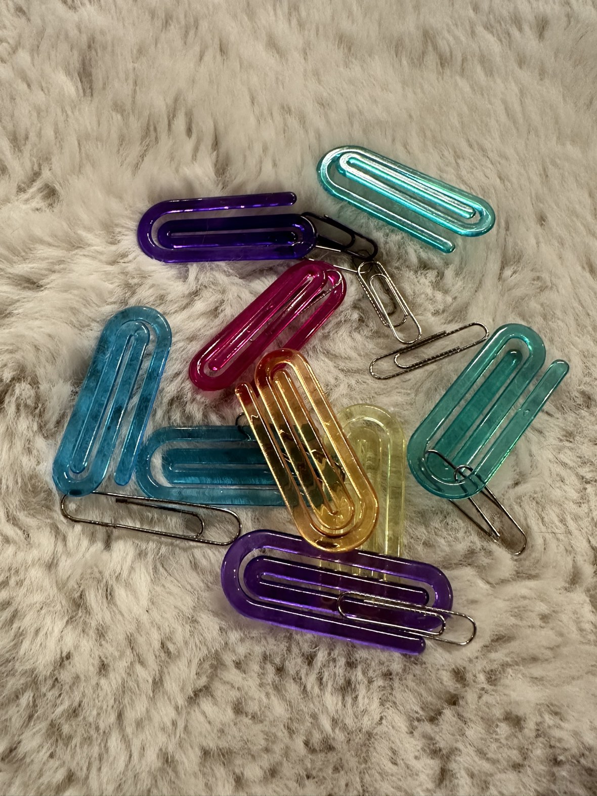 FREE paperclips 🥕 thumbnail