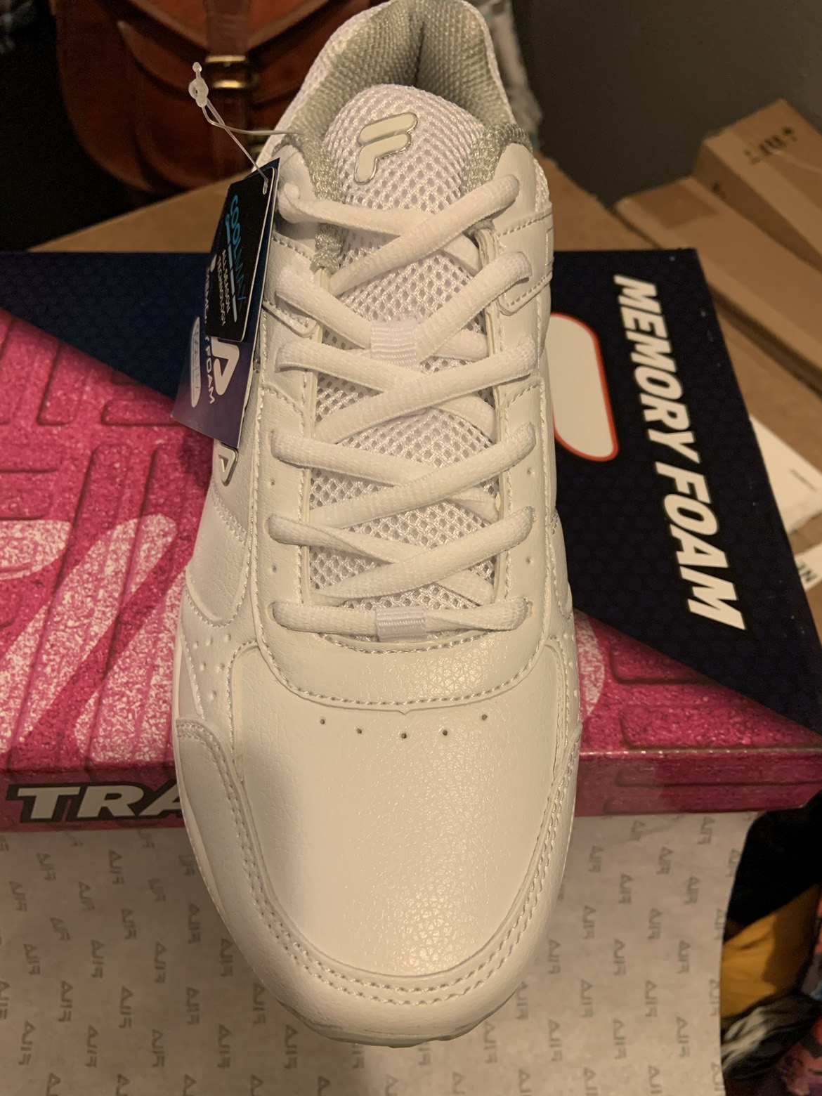 BNIB Fila woman’s memory form sneaker image indicator(4)