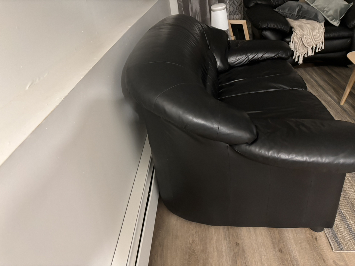 2 Seater genuine sofa - photo 2